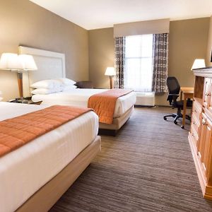 Deluxe Queen Room Two Queen Beds